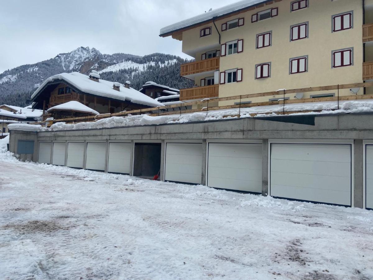 Appartamenti Ladina Campitello di Fassa Eksteriør billede