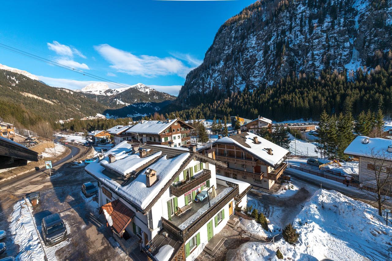 Appartamenti Ladina Campitello di Fassa Eksteriør billede